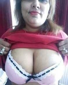 Hot Indian Ladies (Non-nude)