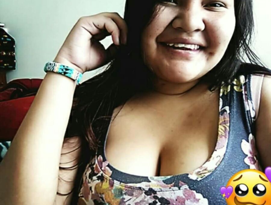 ¿Algún desnudo de esta chica navajo/nativa? 