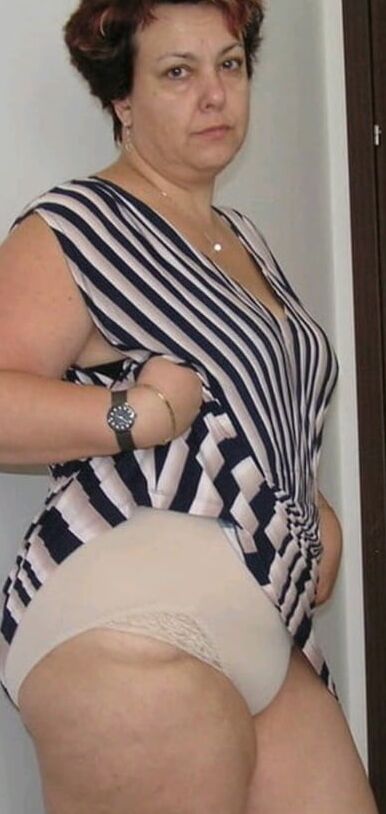 Fat mature Anita