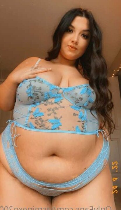 ÉPAISSE BBW PAWG - Jasminexo