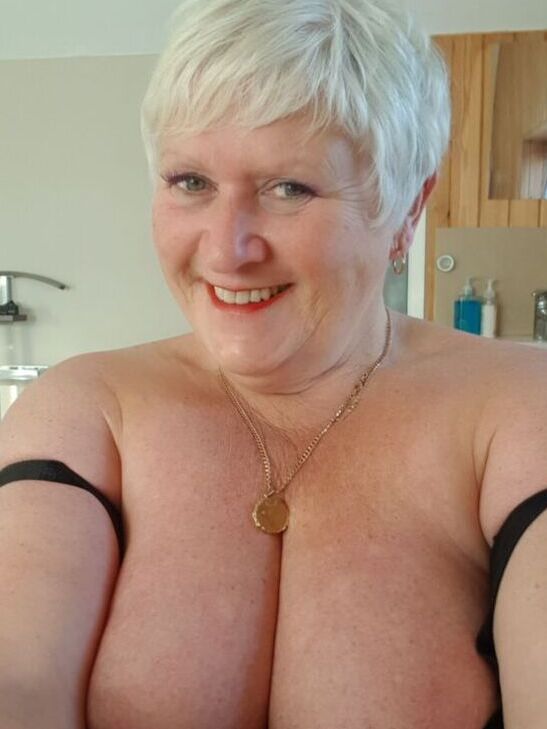 Joolz Reino Unido BBW GILF Puta