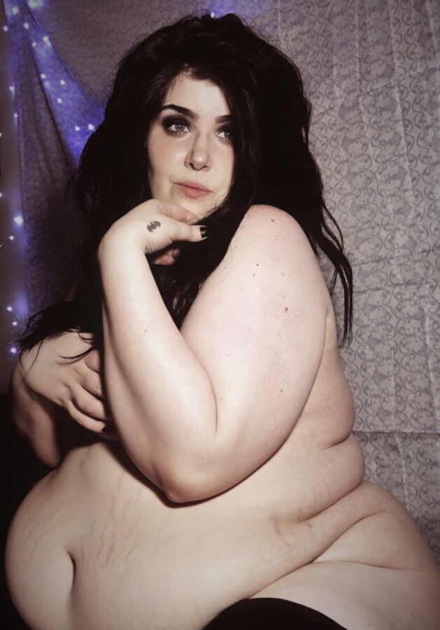 Fat Women With Thin Faces