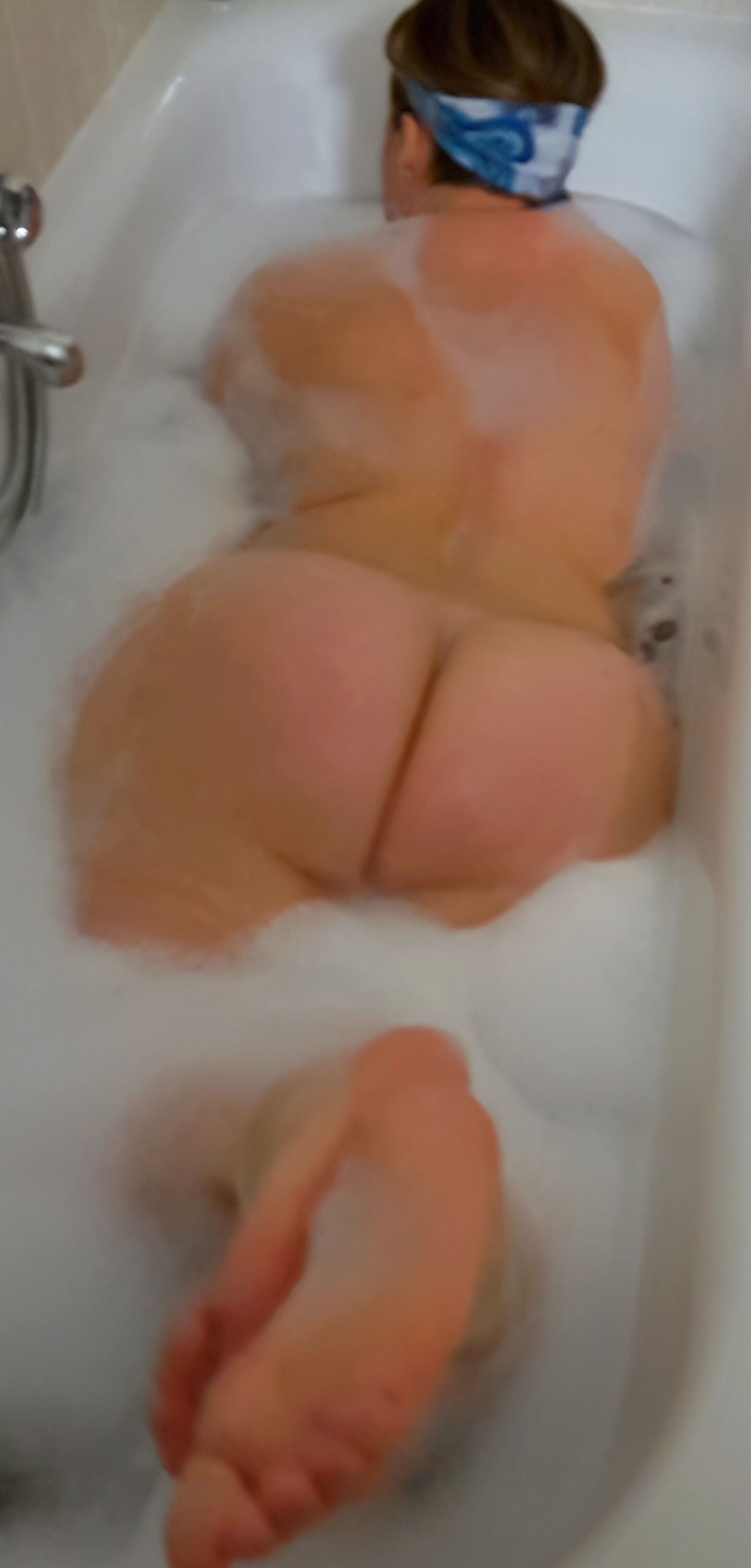 Fat ass bath