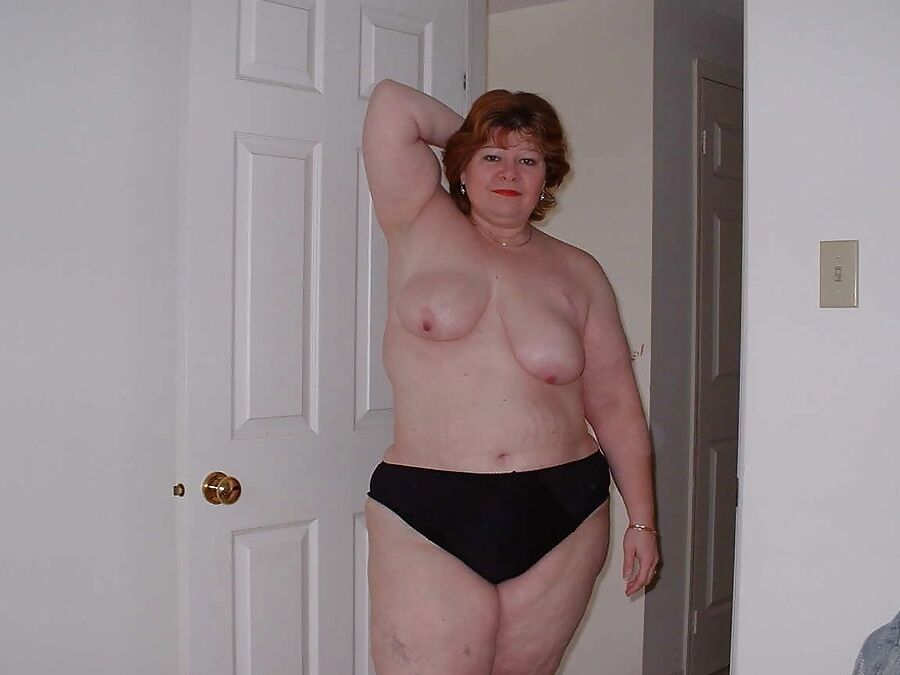 BBW mature du Canada et ses hanches larges