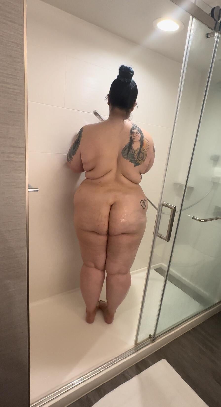 Sexy Fat Belly and Fat Butt