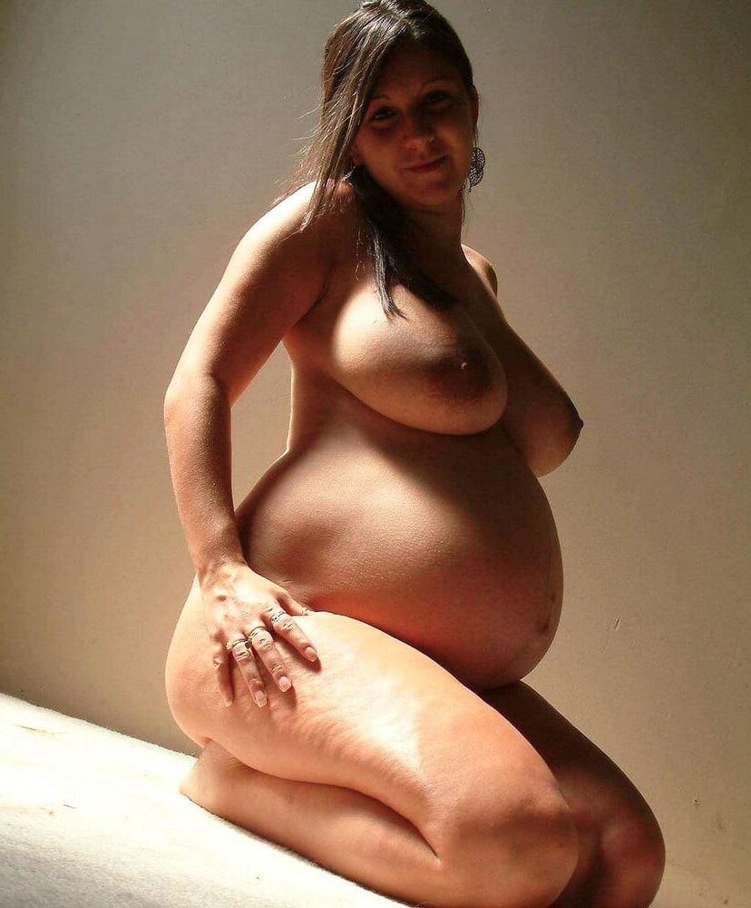 422, hot Pregnant Girls