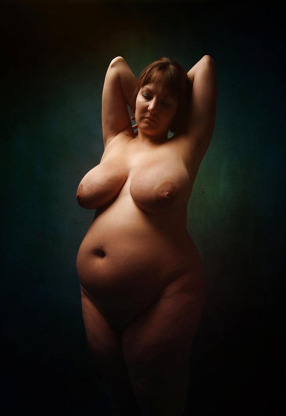 Art pics of fantastic bigtits model - some pregnat