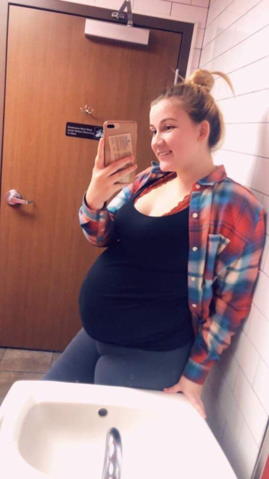 Pregnant bbw teen