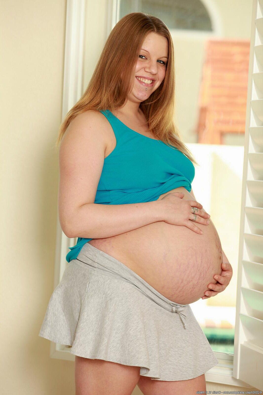 Anastasia Pregnant (201742)