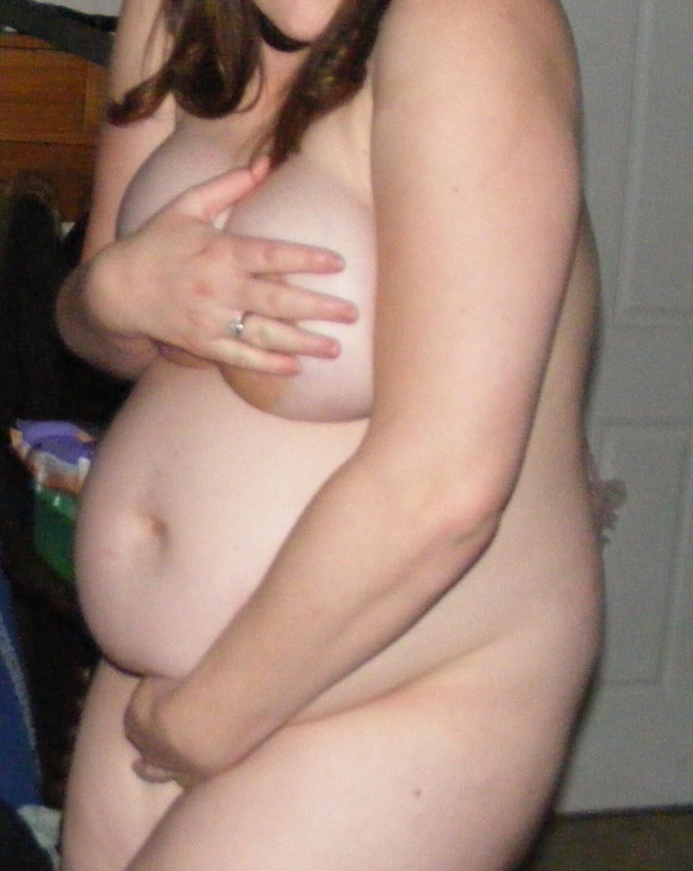 pregnant belly and tit pics