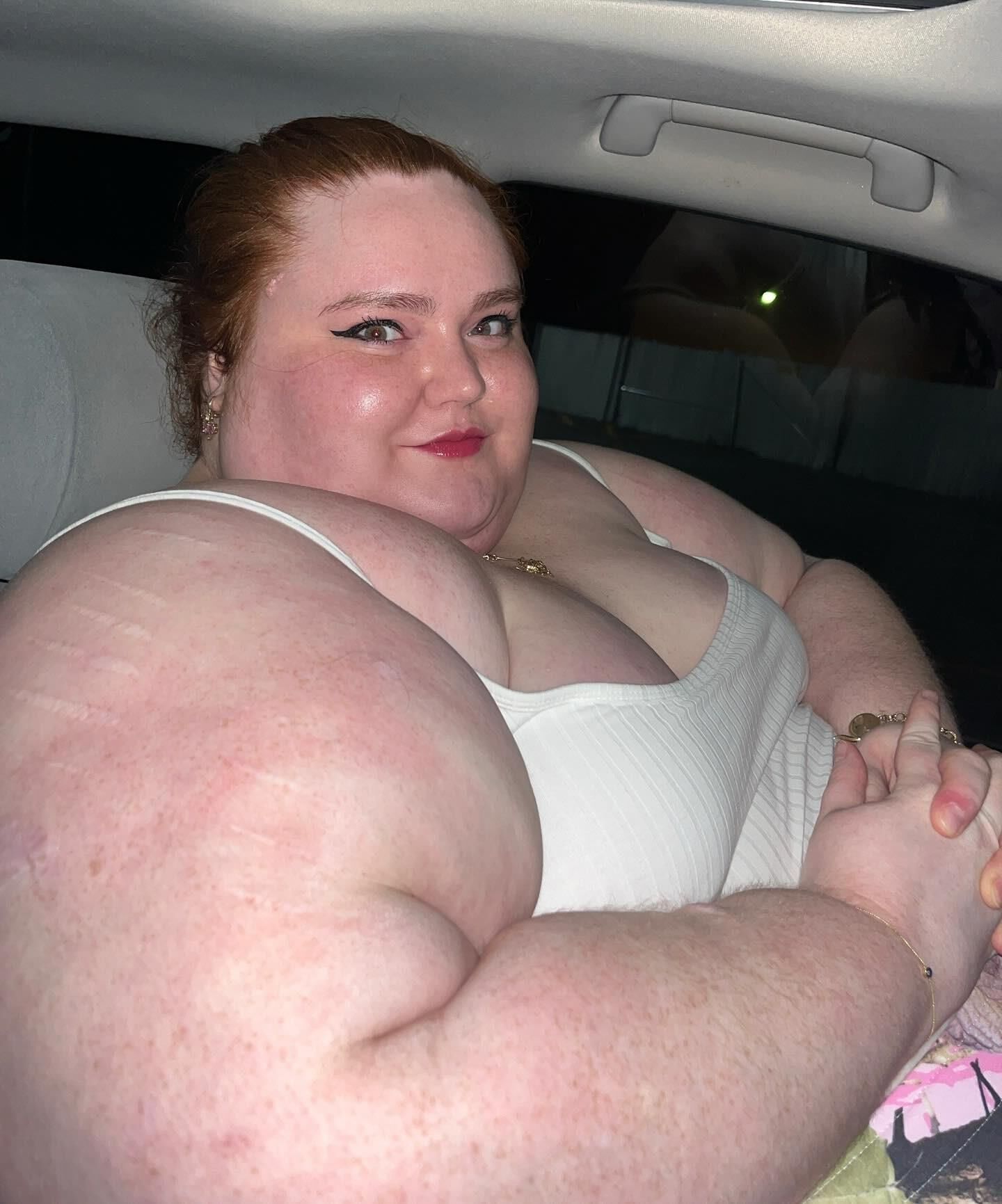 SSBBW com coleção FAT ARMS