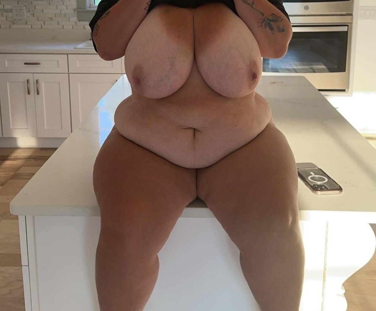 Big Tits Belly And Ass BBW Mrs Bra Buster