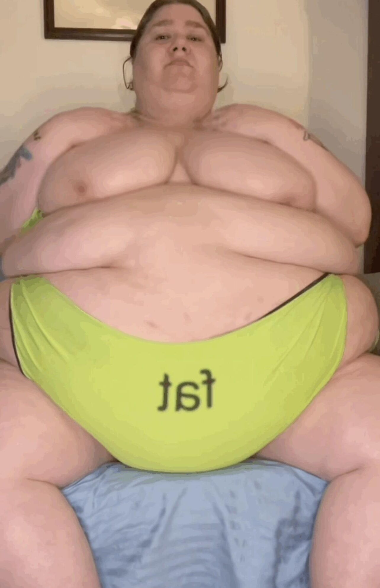 Garota super obesa que eu quero criar