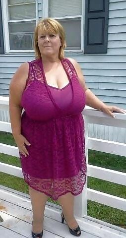 Huge breasted white butterface trailer trash