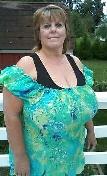 Huge breasted white butterface trailer trash