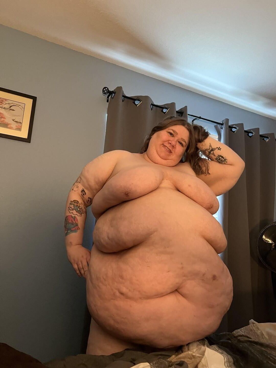 Garota super obesa que eu quero criar