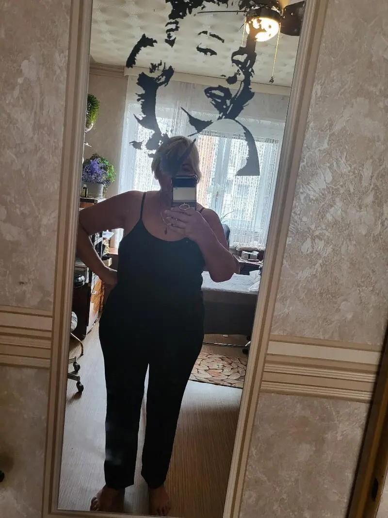 sexy busty mature gilf