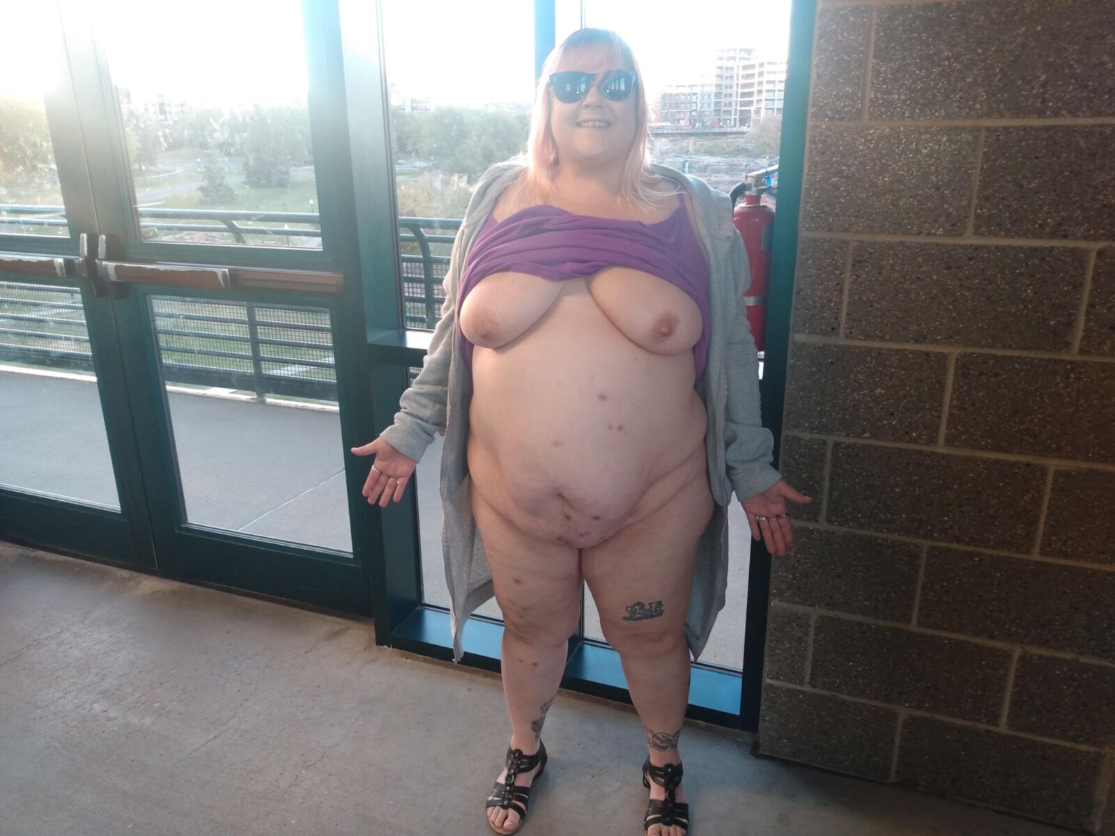 Bbw outside 