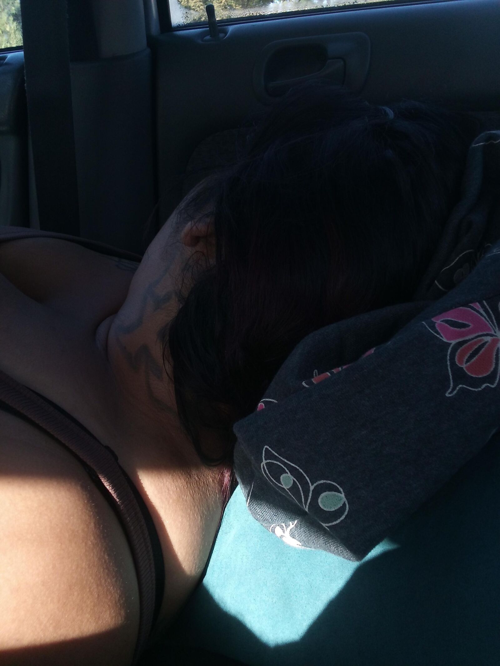 CHINA LOCA PASSED OUT DRUNK IN HER CAR