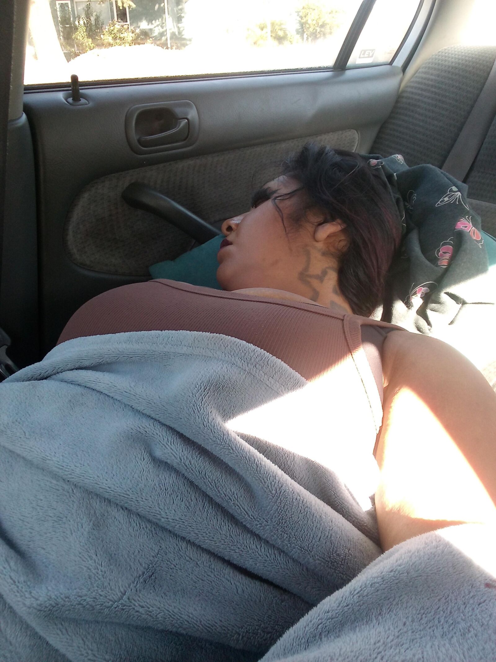 CHINA LOCA PASSED OUT DRUNK IN HER CAR