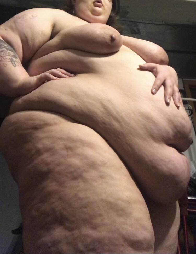 Fat Bitches Make Me Wanna Fuck