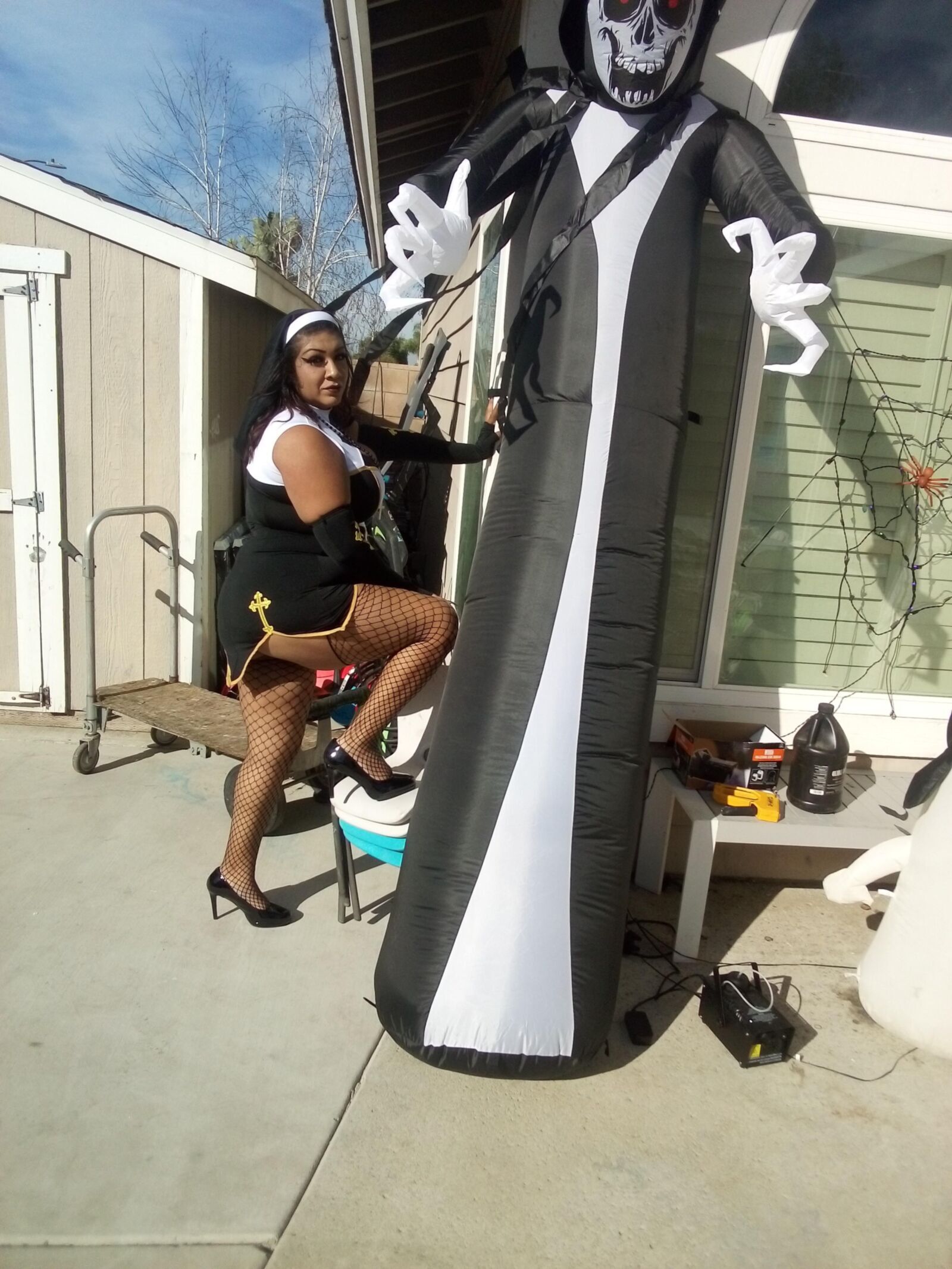 CHINA LOCA DRESSED UP AS A SLUTTY NUN 