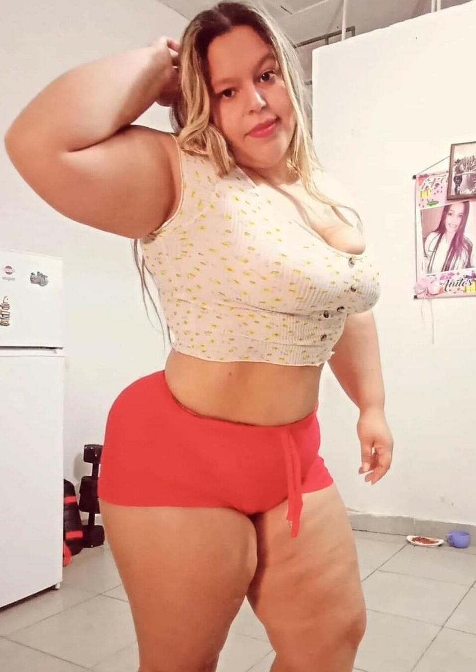 Joselin Mamazotas Bbw nalgonas abuelas mix