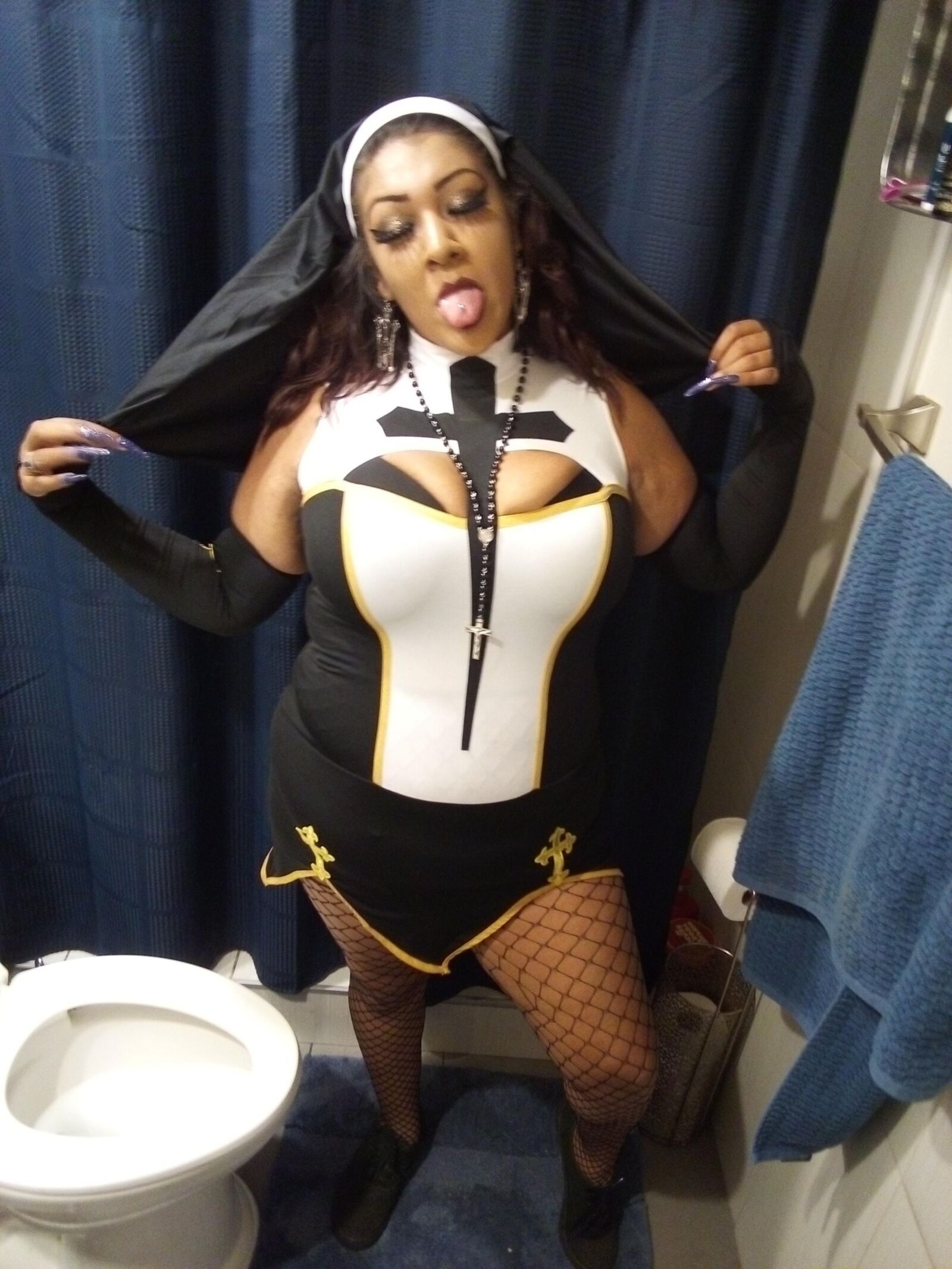 CHINA LOCA DRESSED UP AS A SLUTTY NUN 