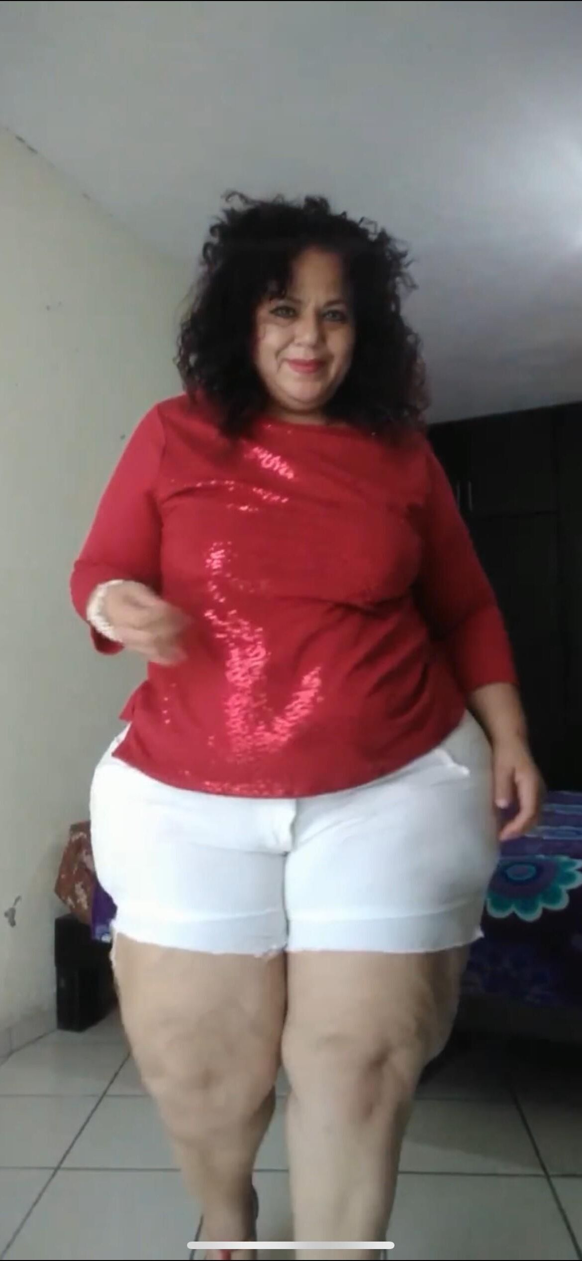 BEAUTIFUL PEAR SHAPED SSBBW LATIN MILF