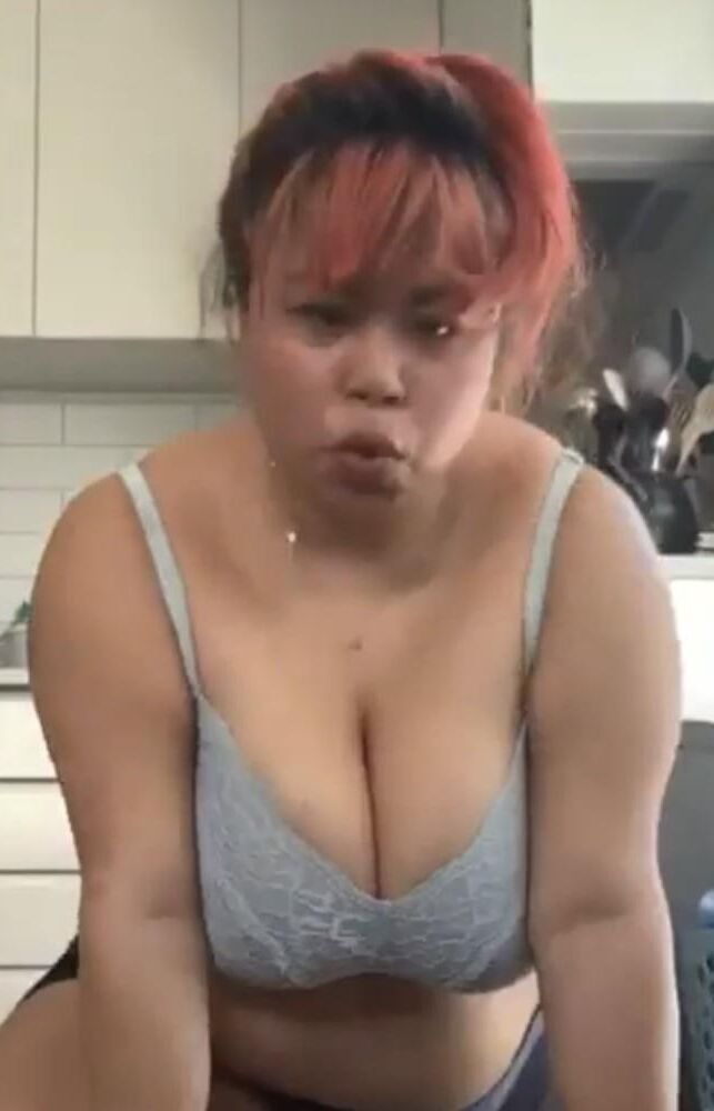 sexy peituda asiática NZ bbw vagabunda Amanda