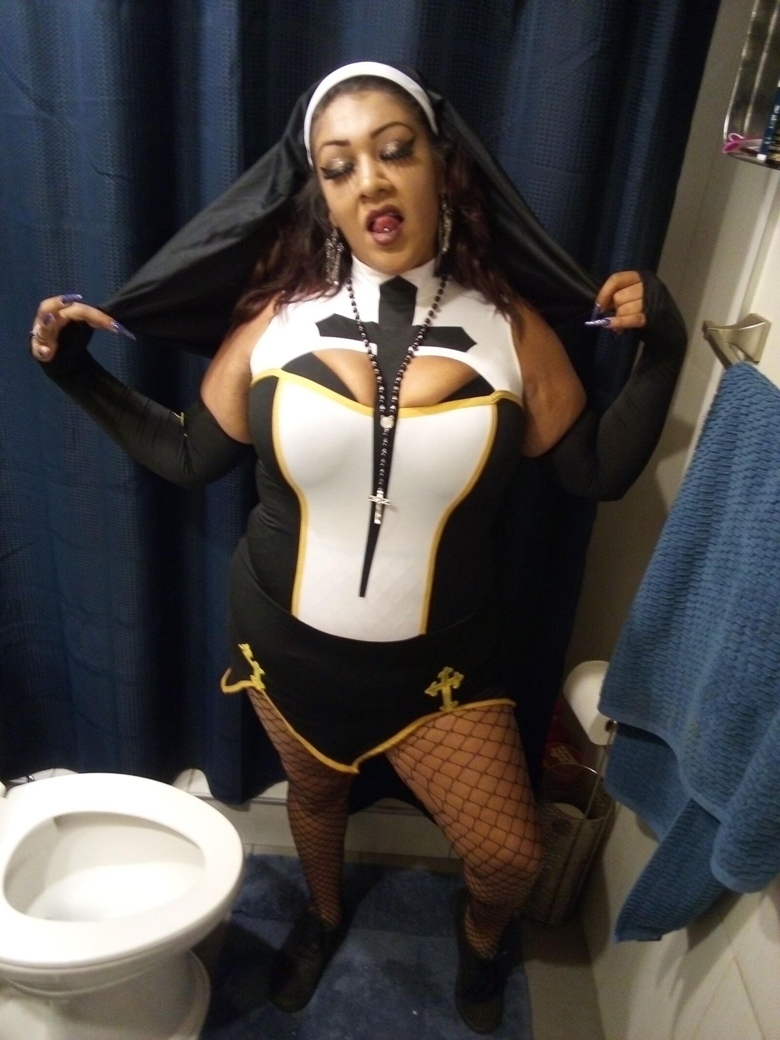 CHINA LOCA DRESSED UP AS A SLUTTY NUN 