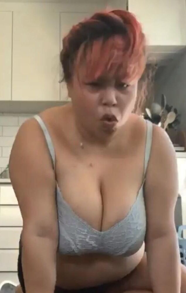 sexy peituda asiática NZ bbw vagabunda Amanda