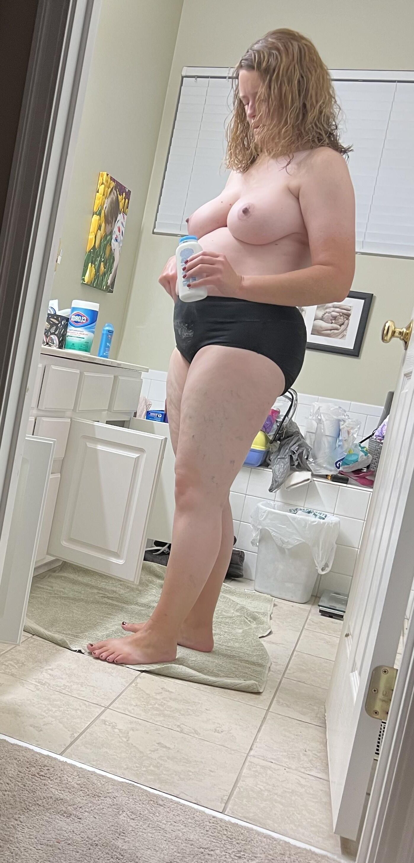 Fat Fuckpig Carrie Lynn Getting Ready for a Fuck Date