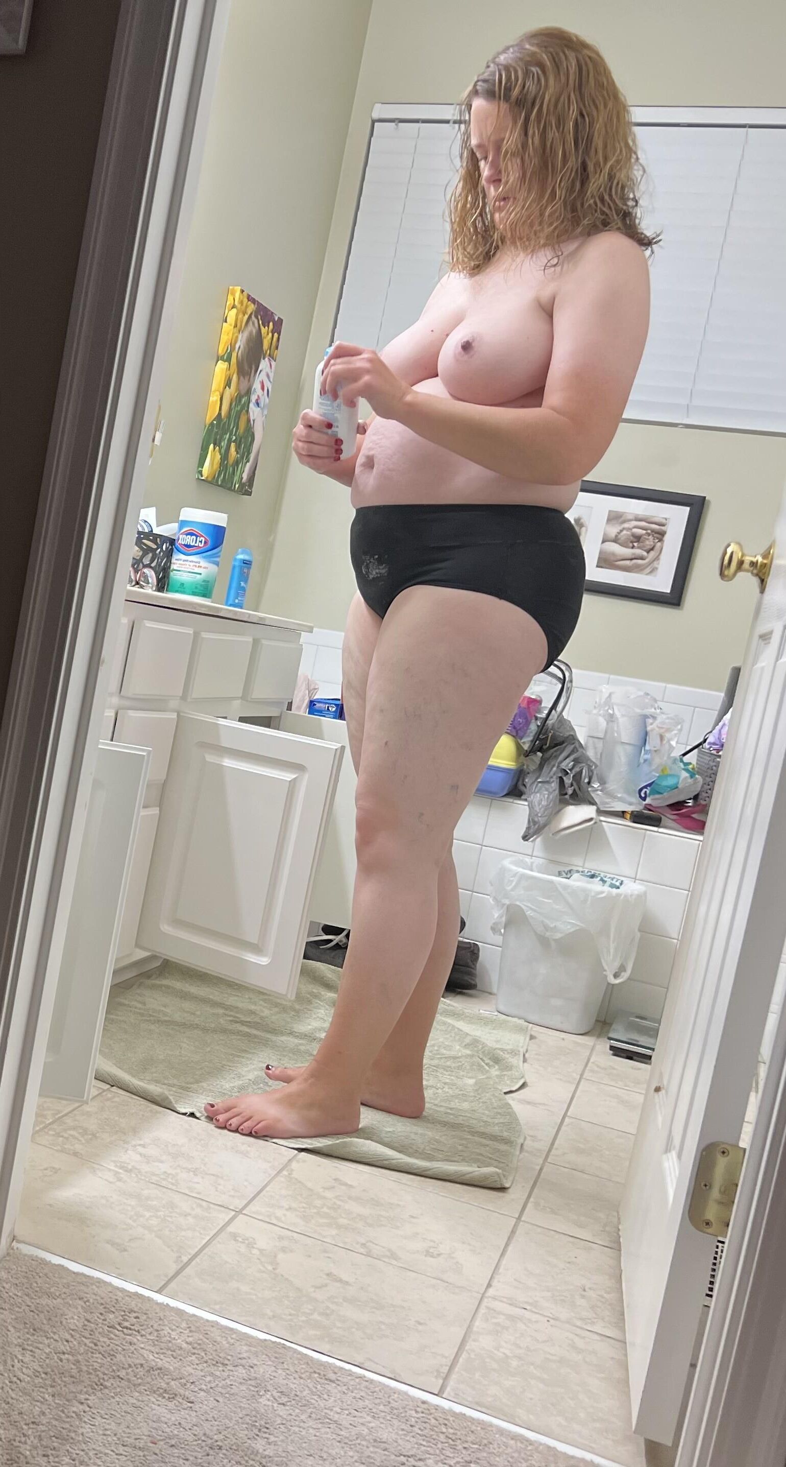 Fat Fuckpig Carrie Lynn Getting Ready for a Fuck Date