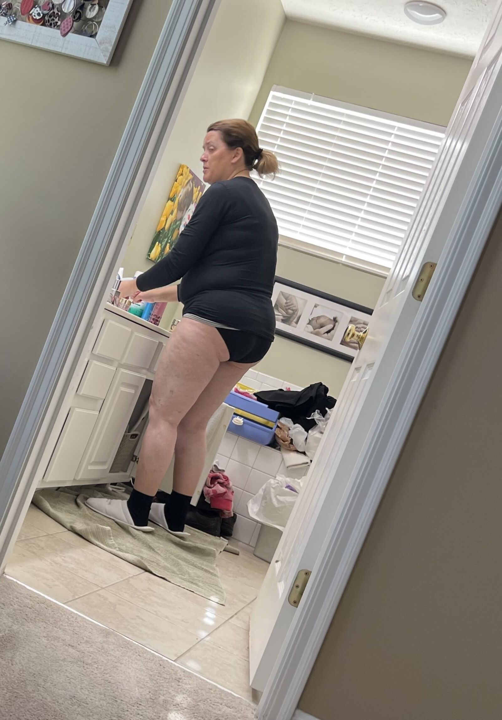 Fat Fuckpig Carrie Lynn Getting Ready for Another Trick 