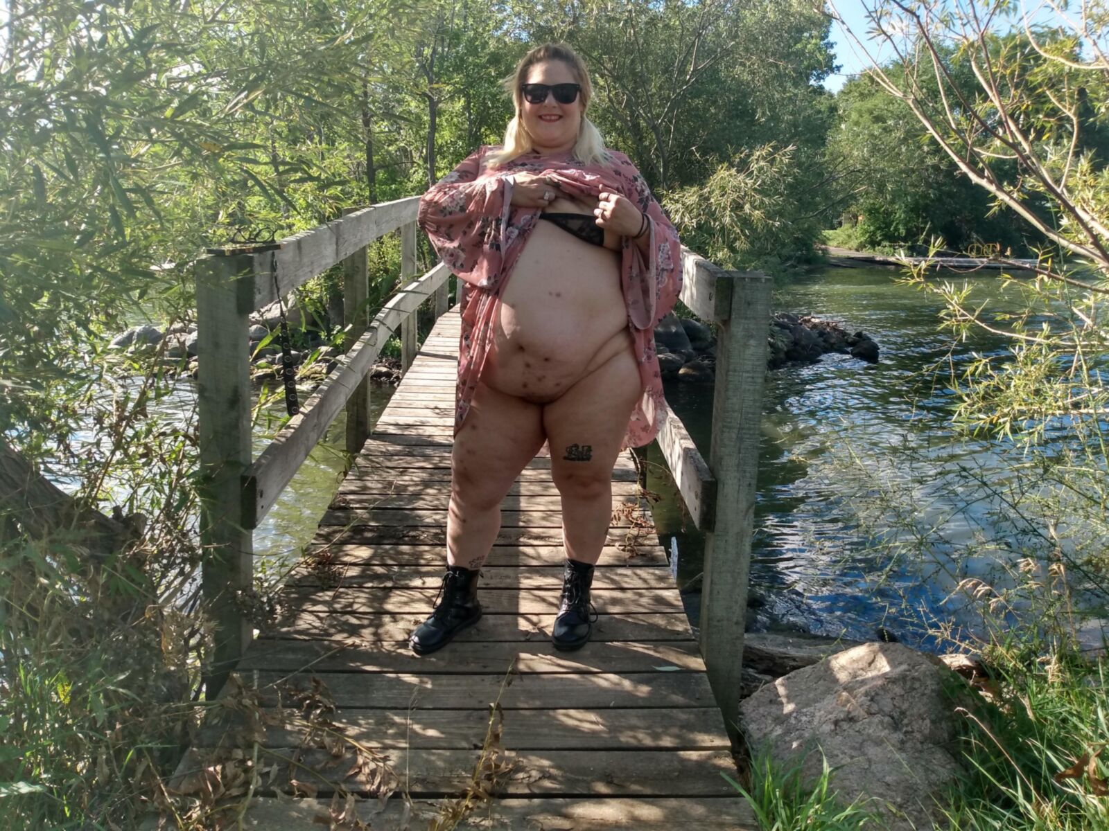 BBW PoppyJay divers