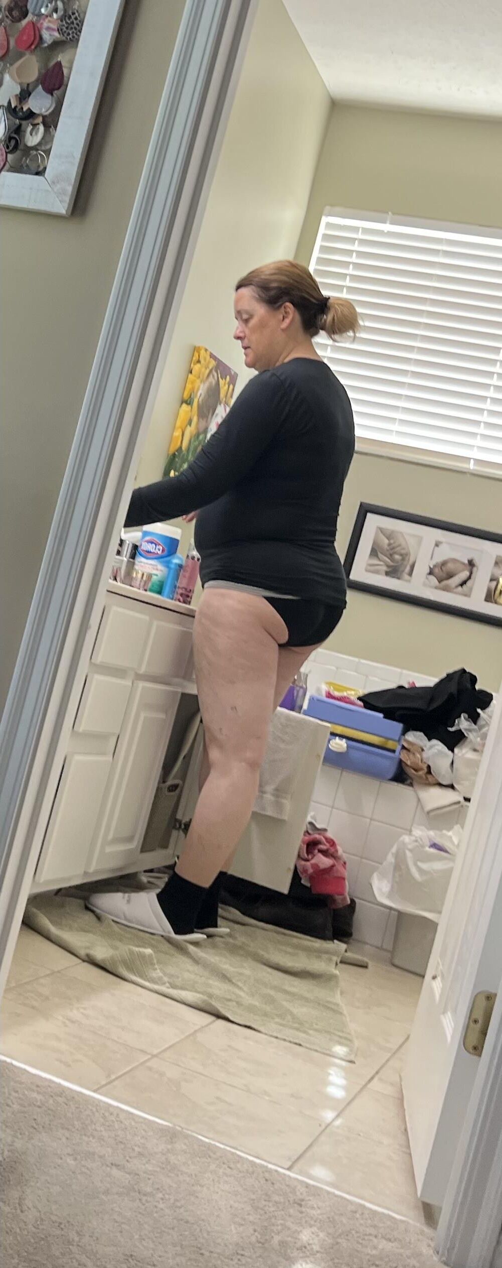 Fat Fuckpig Carrie Lynn Getting Ready for Another Trick 