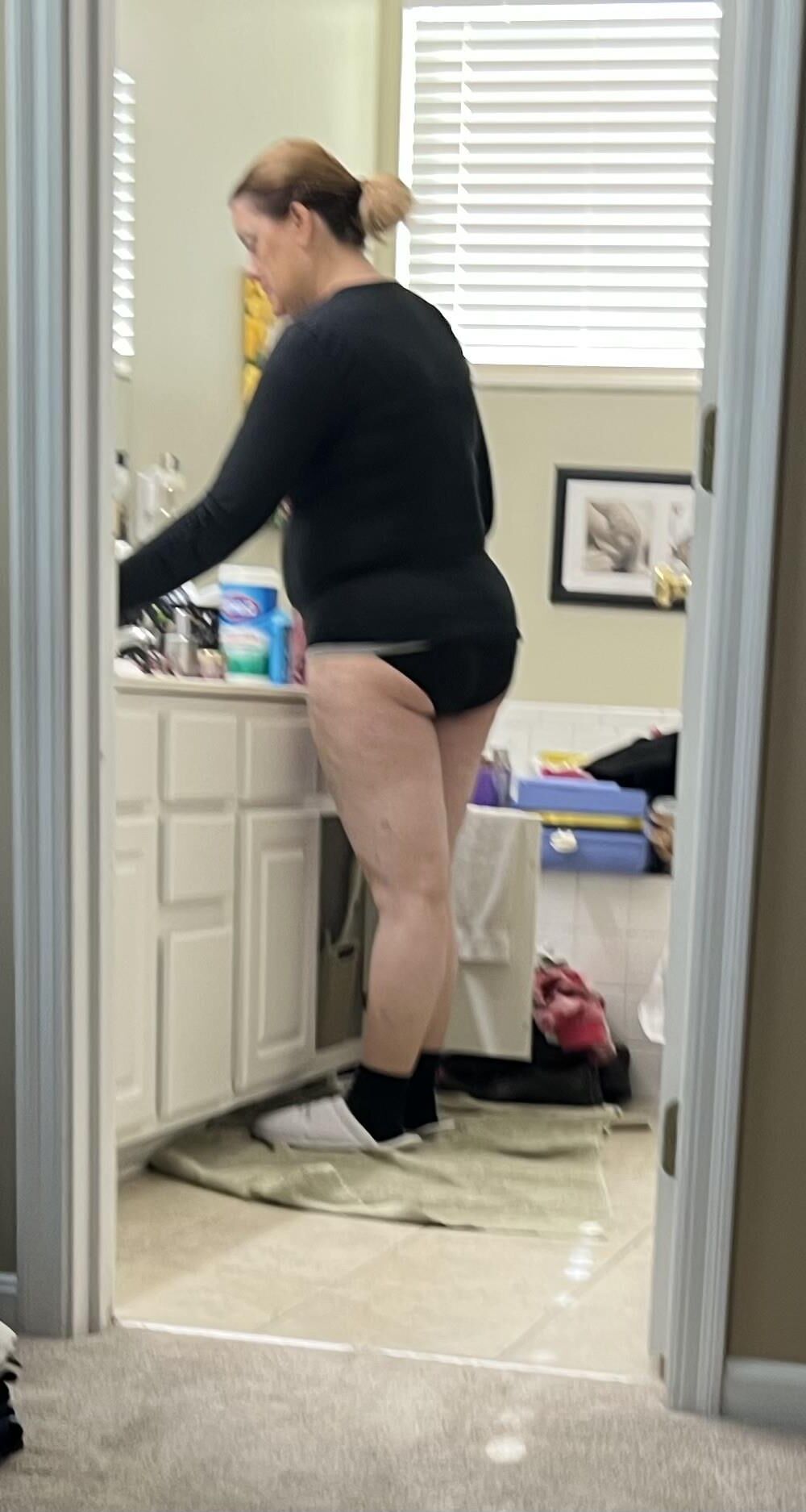 Fat Fuckpig Carrie Lynn Getting Ready for Another Trick 