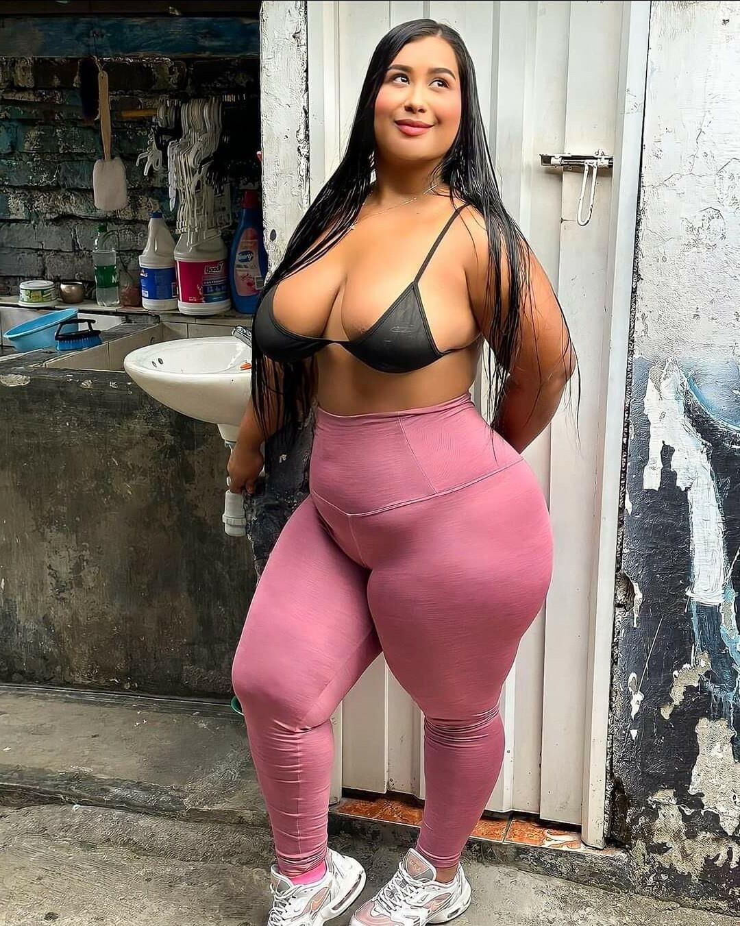 Joselin Bbw guerita nalgonas putas