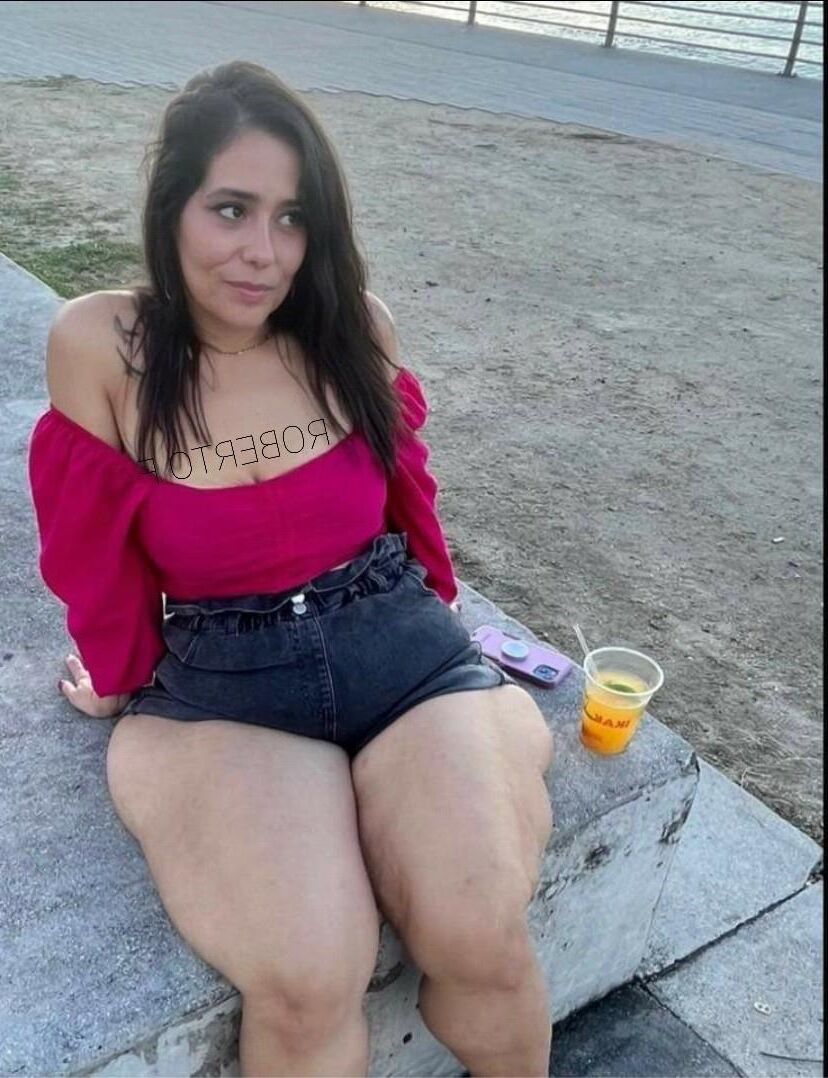 Joselin Maria é BBW Puta.