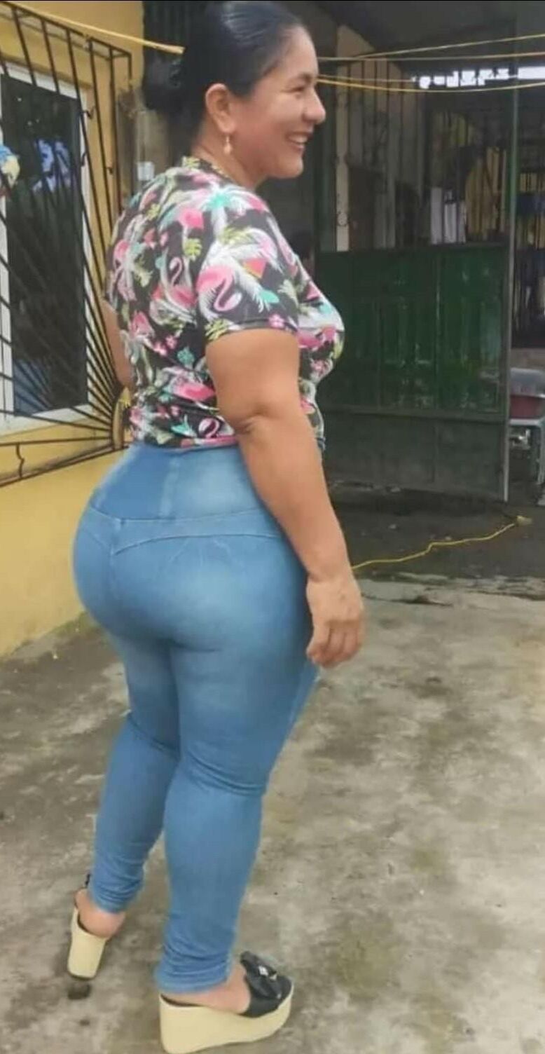 Joselin Maria é BBW Puta.