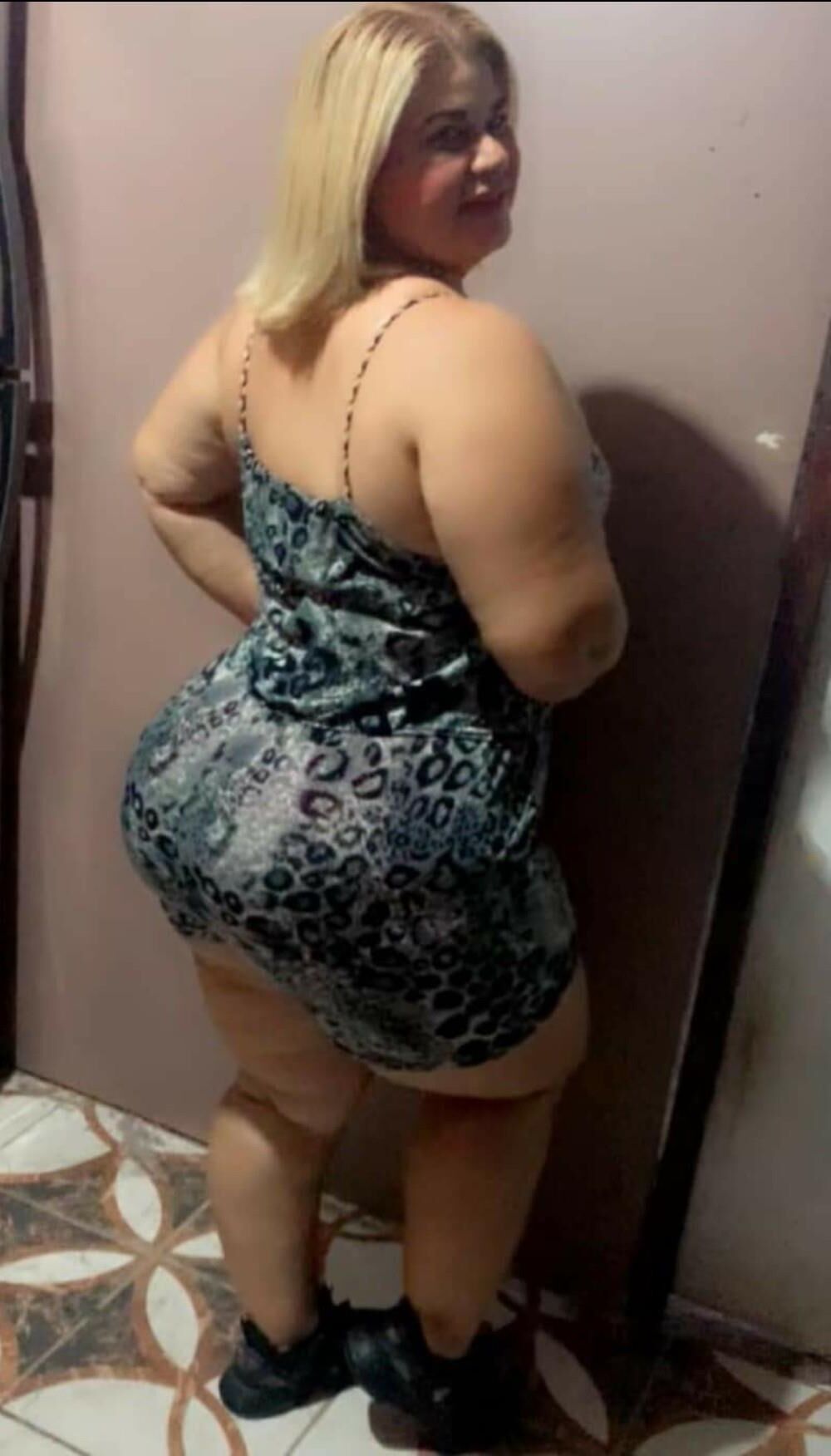 Joselin Maria é BBW Puta.