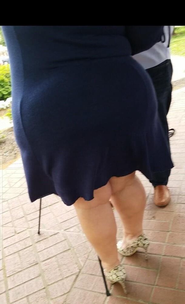 Candid bbw pawg with huge ass