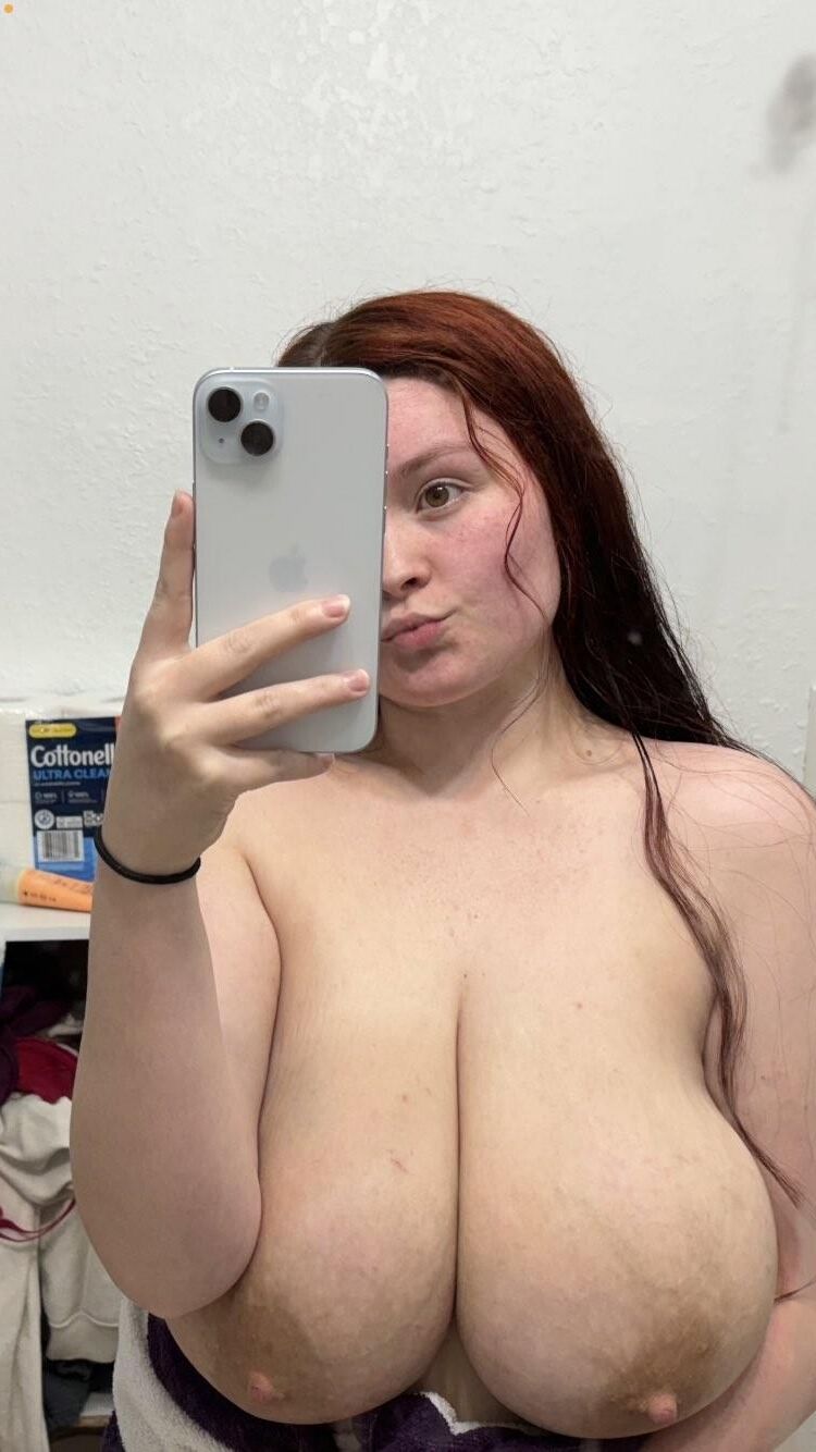 Huge tits 