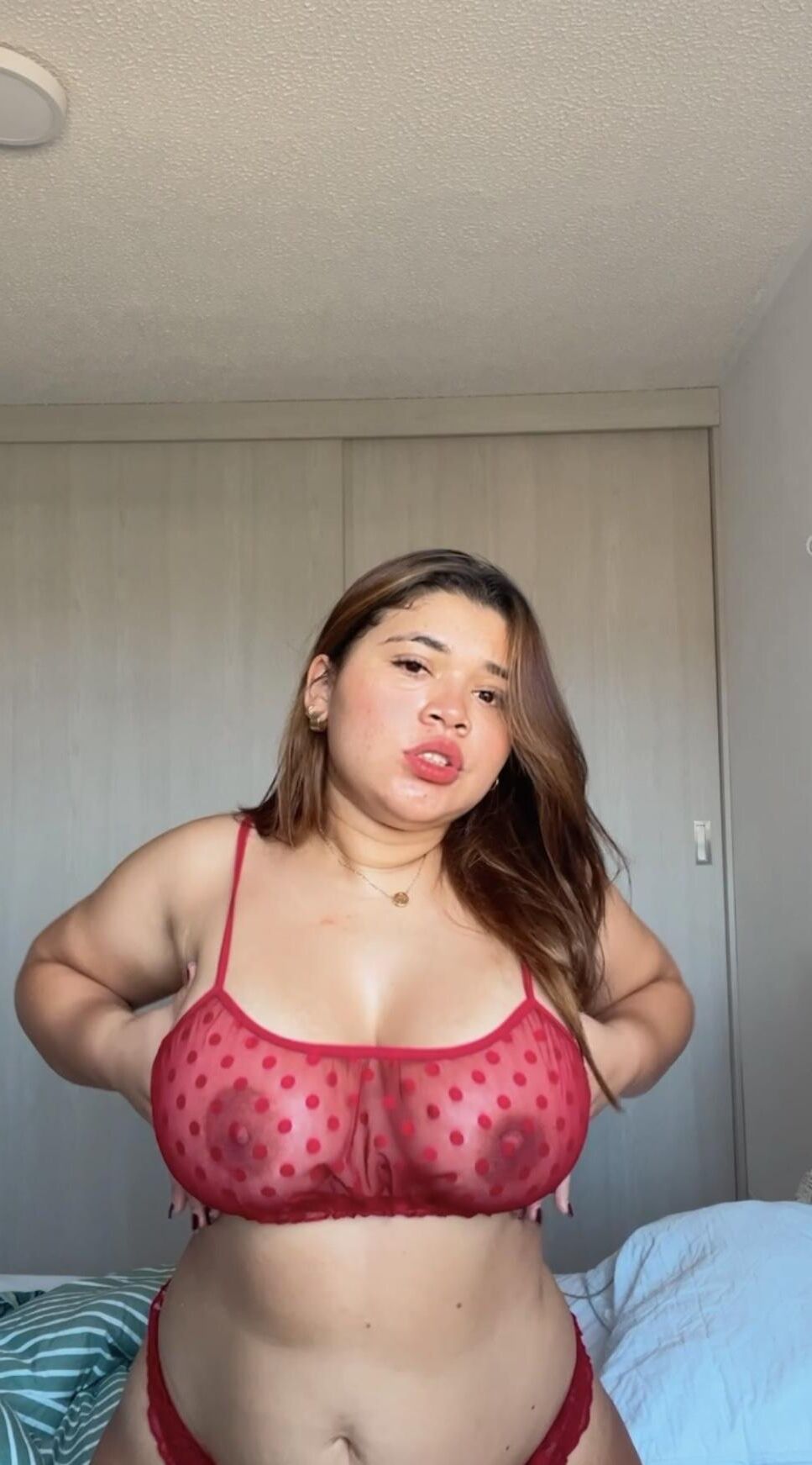 yo Chubby Latina Milf Rebecca