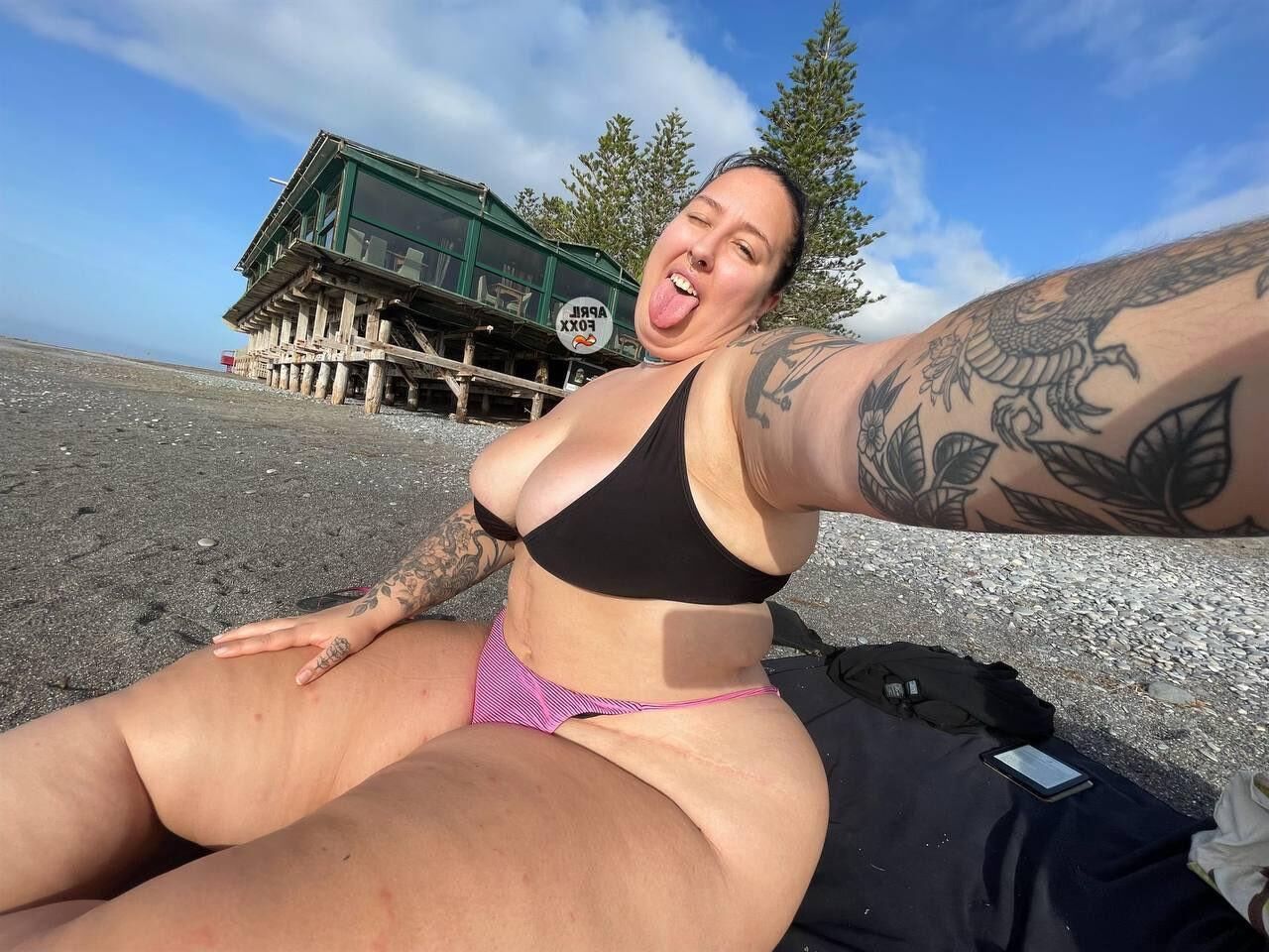 April Huge Ass Tits Beayty Sexy BBW Girl Mixed Hot Photos