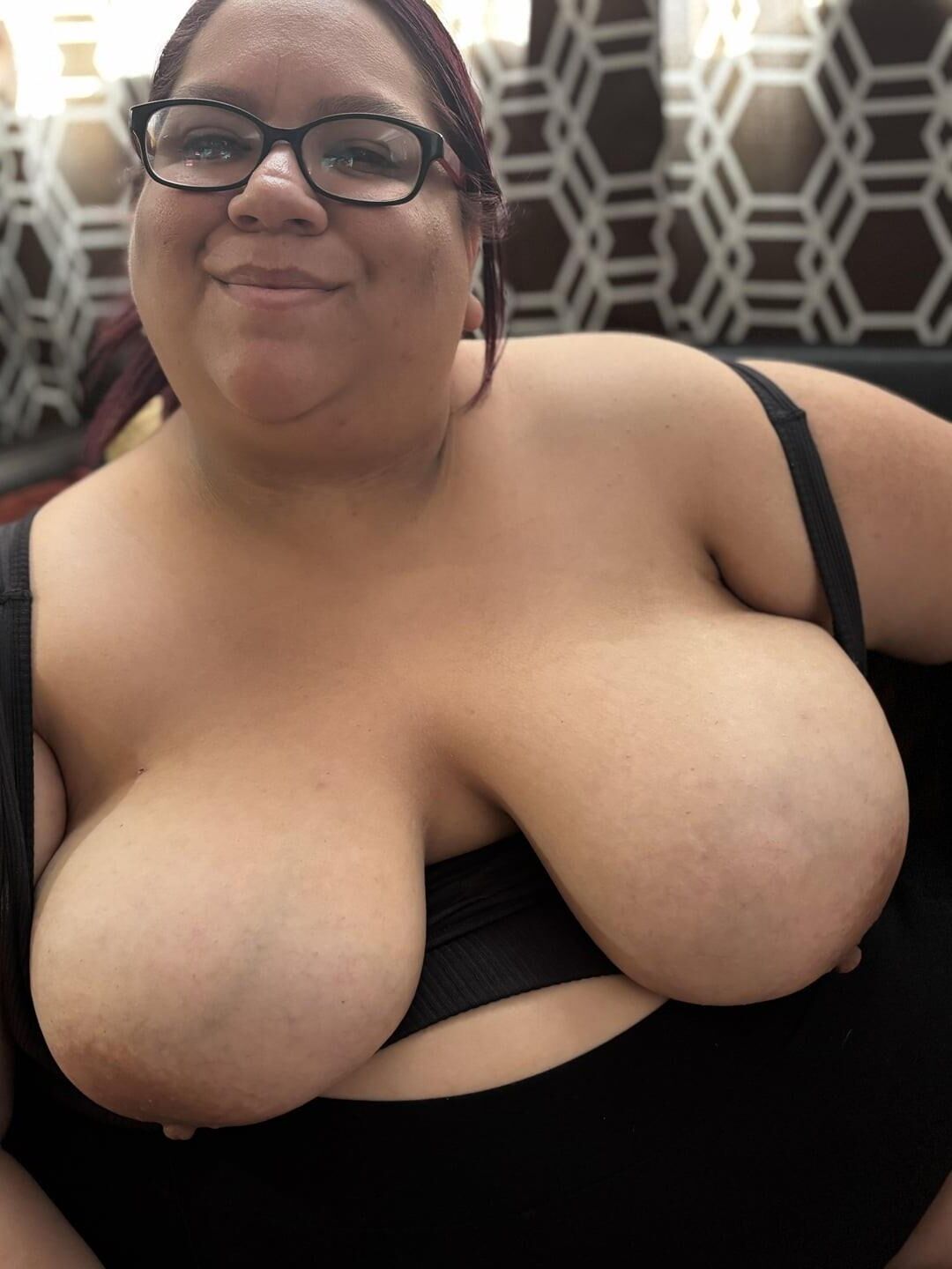 SexxyThickkBBW