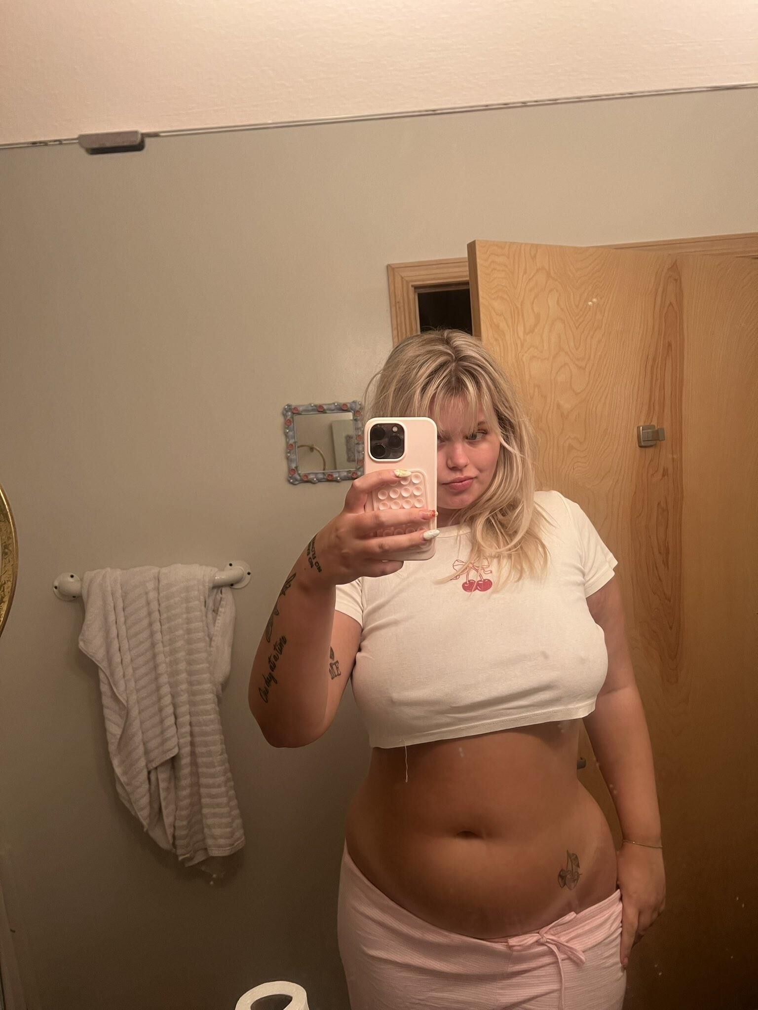 WINONA BBW BLONDE NEEDS TO BE USED HARD