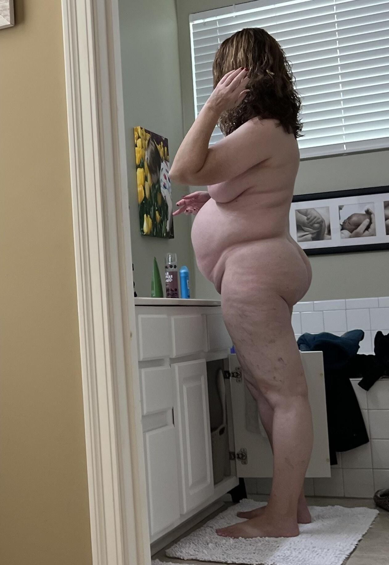 Fat Fuckpig Carrie Lynn Getting Ready to Earn Again