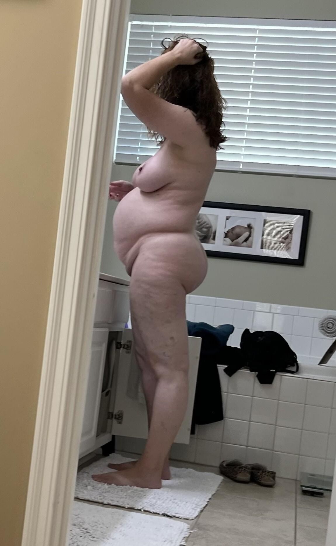 Fat Fuckpig Carrie Lynn Getting Ready to Earn Again